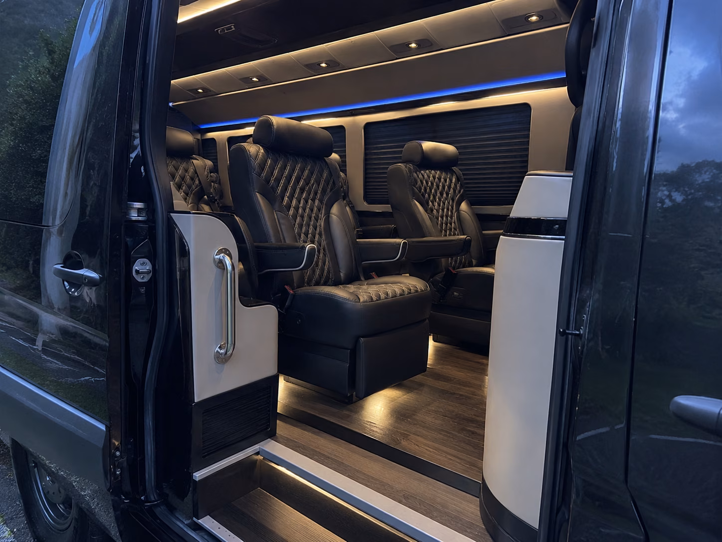 book a bus for your next wine tour 5