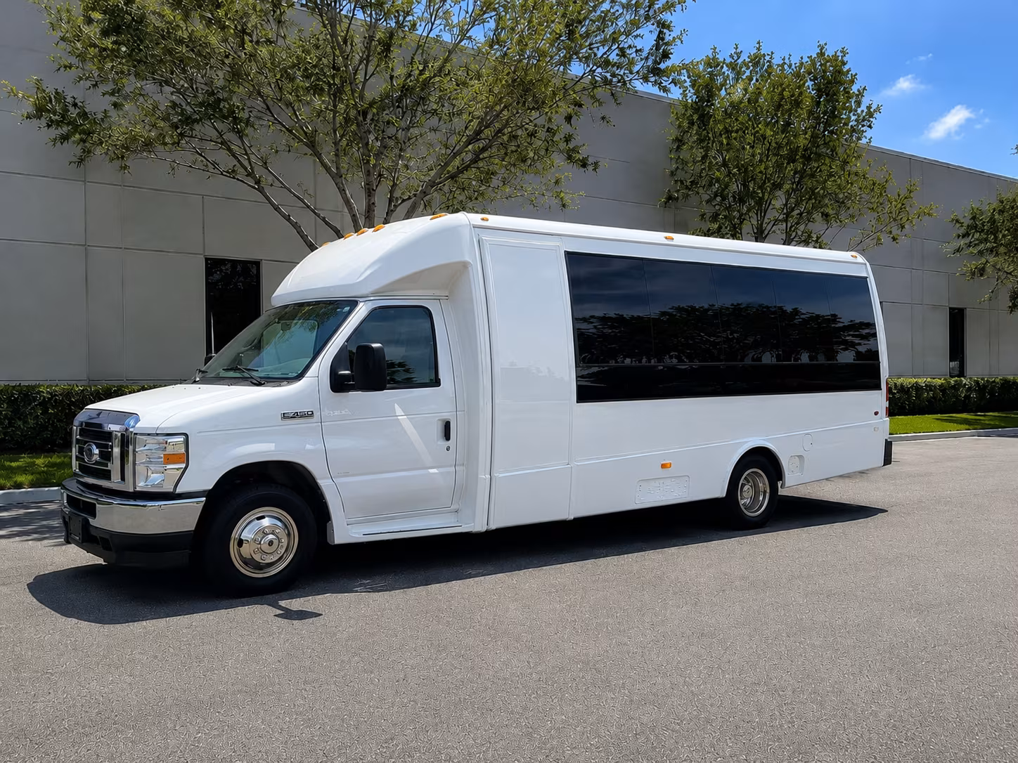 lakeland bus rentals