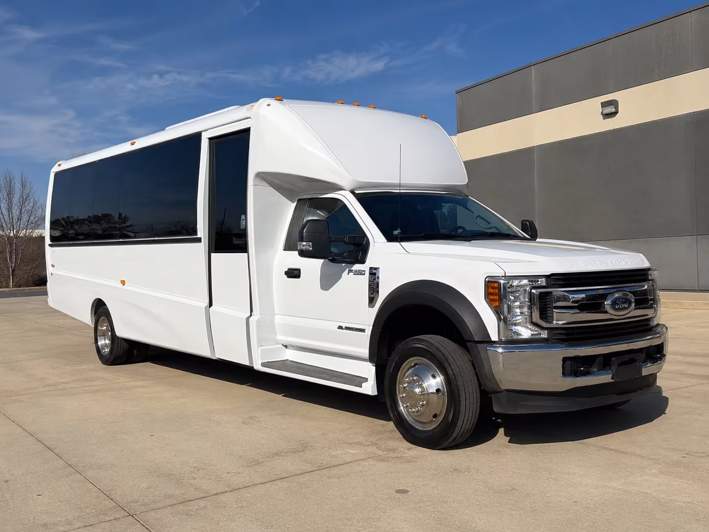 minibuses for lakeland youth group and student ministry trips